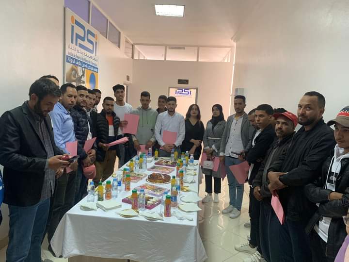 معهد الصحافة وعلوم الاخبار بالعيون ينظم حفل تكريم خاص على شرف عمال ومستخدمي شركة” MD DECOR”