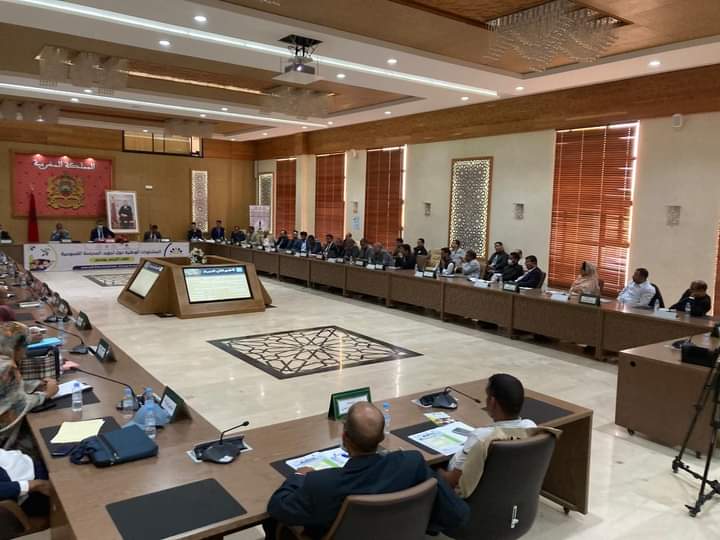بوجدور : اختتام أشغال المشاورات الوطنية الموسعة على المستوى الإقليمي لتجويد المدرسة العمومية، تحت شعار: “تعليم ذو جودة للجميع”