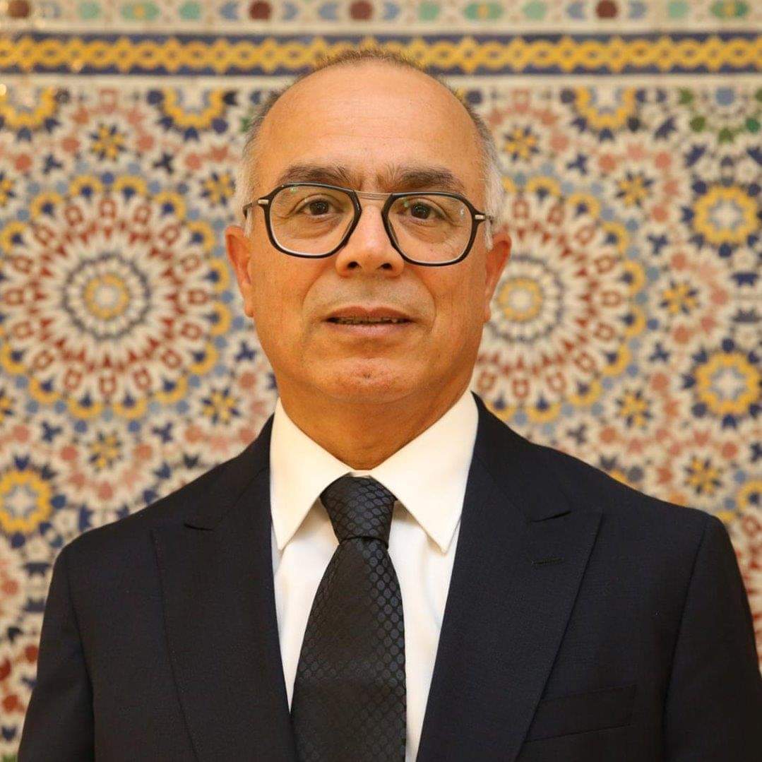 وزير التربية الوطنية والتعليم الأولي والرياضة يندد بالاعتداء الذي تعرض له أستاذ بمديرية برشيد