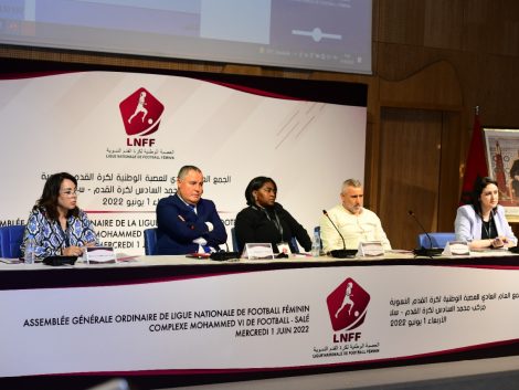 برئاسة “خديجة إلا ” العصبة الوطنية لكرة القدم النسوية تعقد جمعها العام العادي