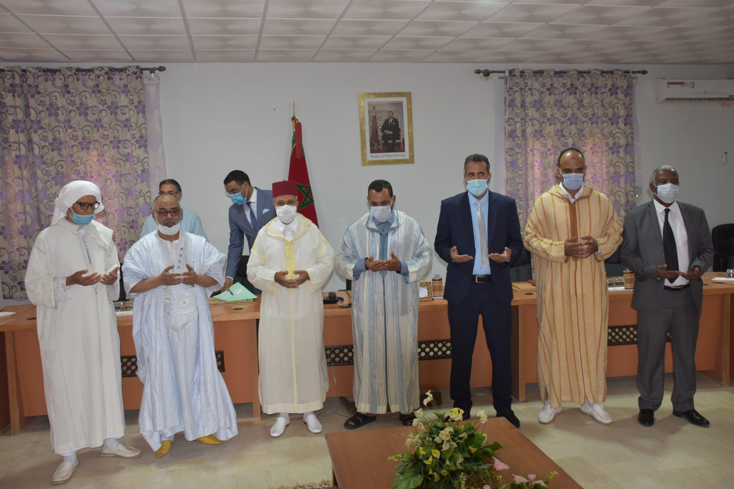 السيد حميد نعيمي عامل إقليم السمارة يترأس حفل استقبال الحجاج المتوجهين إلى الديار المقدسة لأداء مناسك الحج