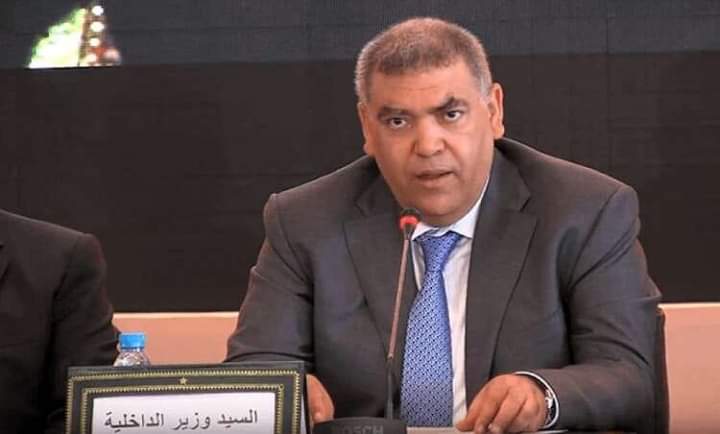 وزير الداخلية يستعين بالنيابة العامة لزجر مخالفات التعمير والبناء