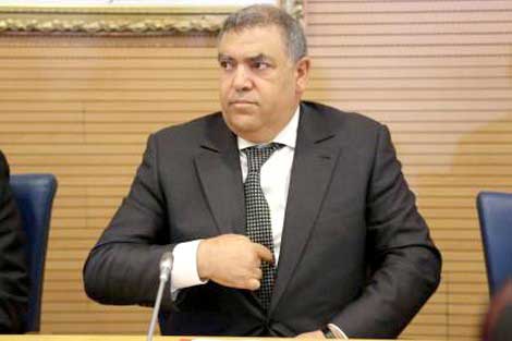 وزير الداخلية لفتيت وضع اللائحة بالديوان الملكي.. ولاة وعمال أقاليم بداو كيحزمو حقائبهم