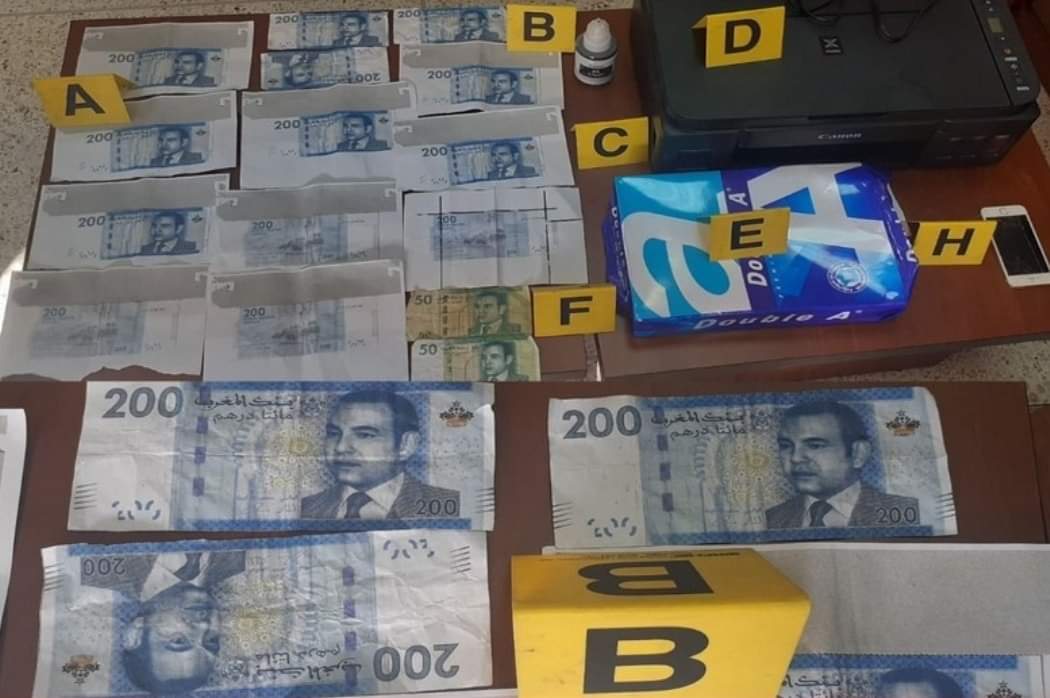 تزوير العملة الوطنية يورط شابا بطنجة