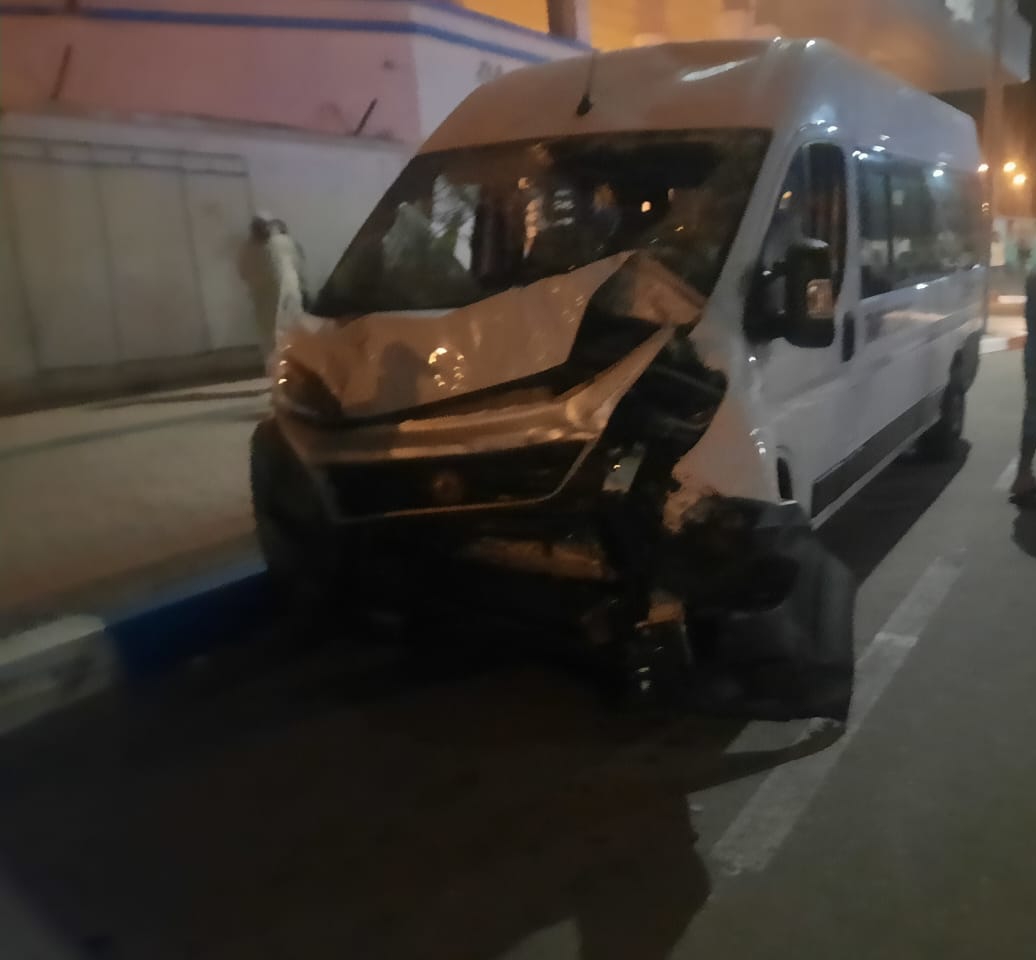 أطر جمعية المركب التربوي الأمين للأعمال الاجتماعية يتعرضون لحادث سير بمدينة طرفاية