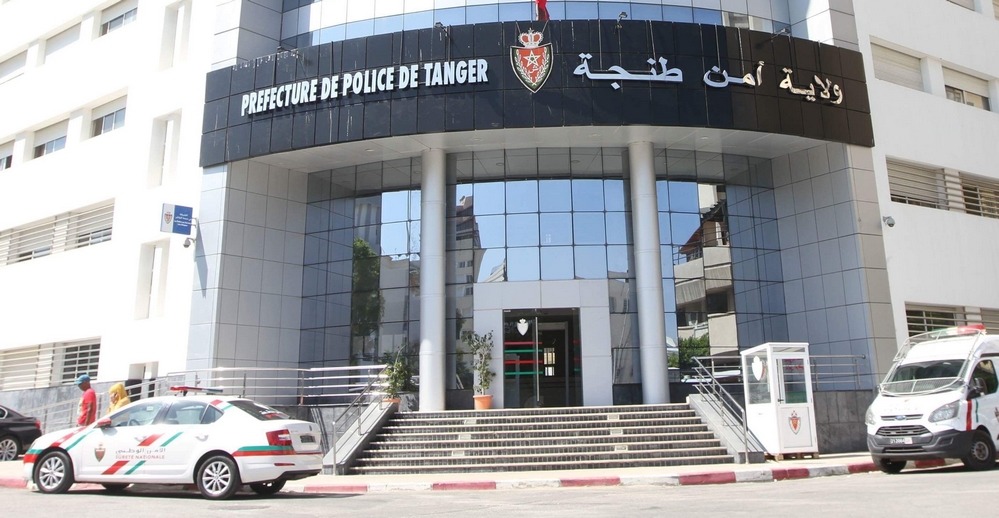 طنجة.. توقيف مواطن كولومبي للاشتباه في ارتباطه بشبكة إجرامية دولية تنشط في تهريب المخدرات عن طريق المسارات الجوية