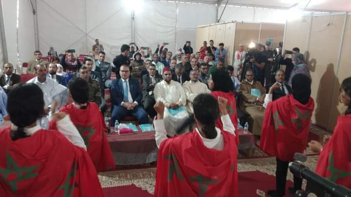 عامل اقليم بوجدور يشرف على افتتاح فعاليات المعرض الجهوي للكتاب