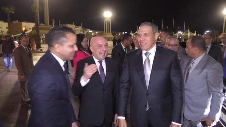 والي جهة العيون الساقية الحمراء يفتتح فعاليات مهرجان الفيلم الوثائقي حول الثقافة و التاريخ و المجال الصحراوي