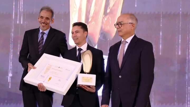 مراكش : تتويج الأساتذة الفائزين بجائزة أستاذ(ة) سنة 2022
