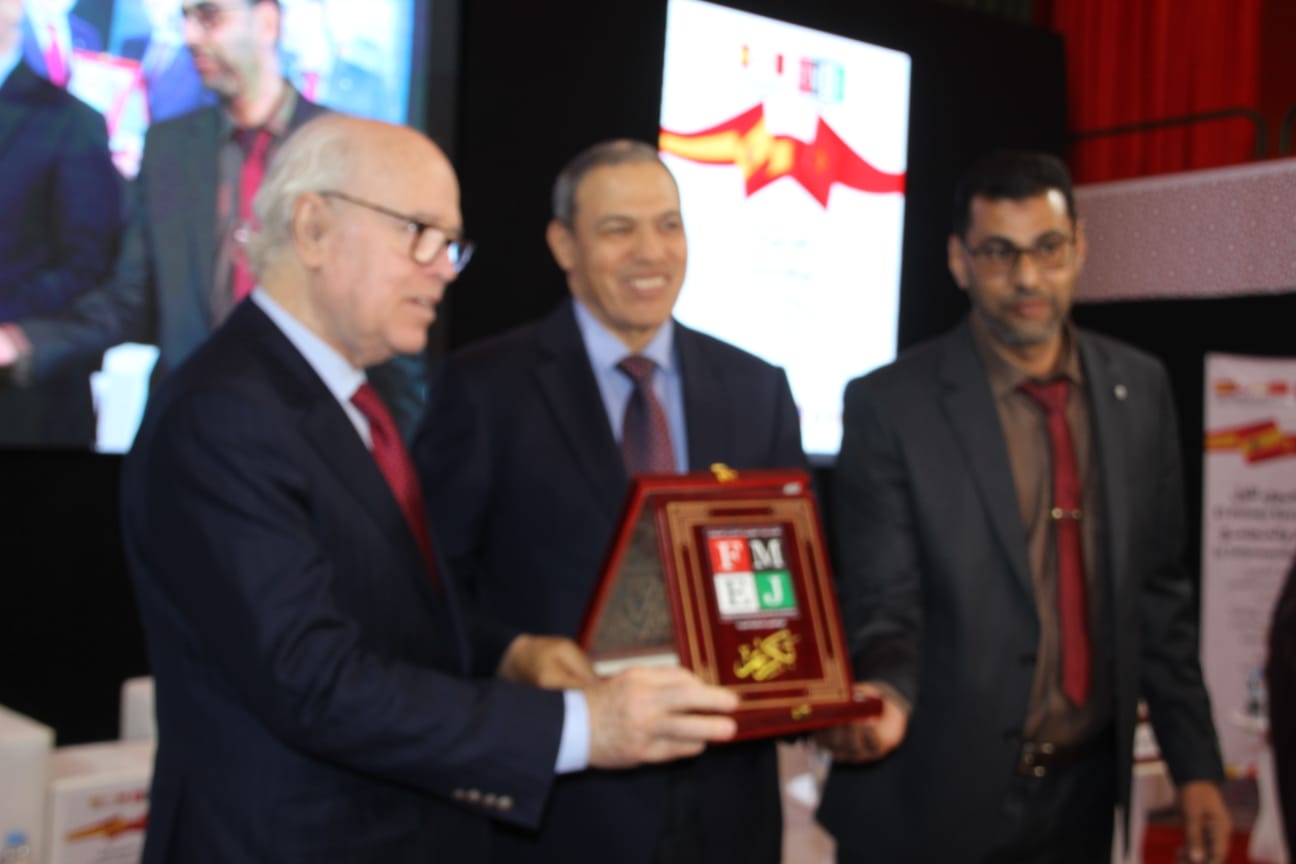 بالصور : انطلاق فعاليات الدورة الأولى من ملتقى الإعلام والمجتمع بالعيون