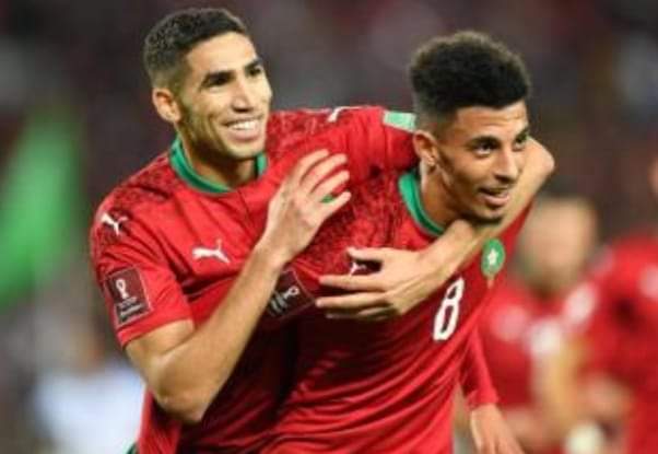 اوناحي وحكيمي يغيبان عن مباراة البيرو