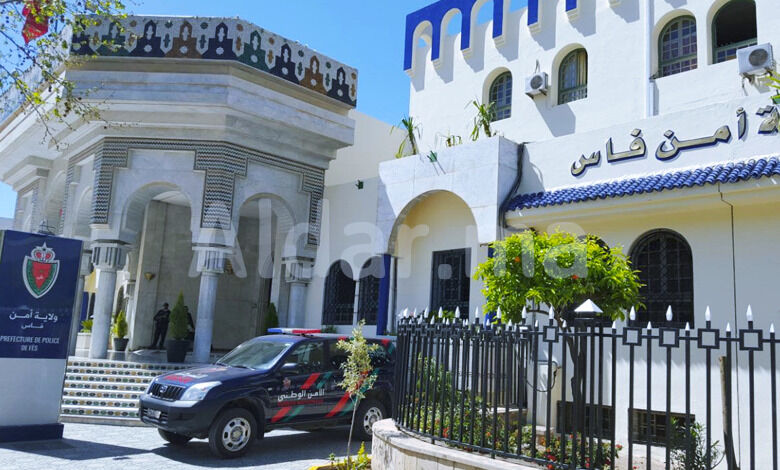 عناصر فرقة مكافحة العصابات بولاية أمن فاس توقف خمسة اشخاص