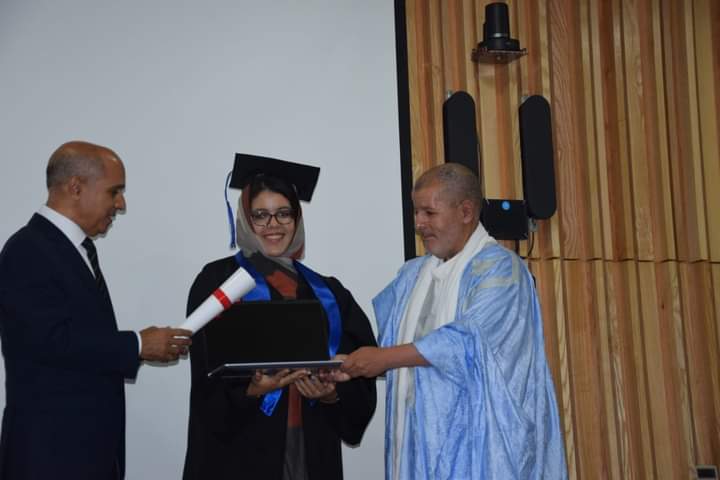 عامل إقليم السمارة يترأس فعاليات حفل التميز لتتويج التلاميذ المتفوقين خلال الموسم الدراسي الحالي