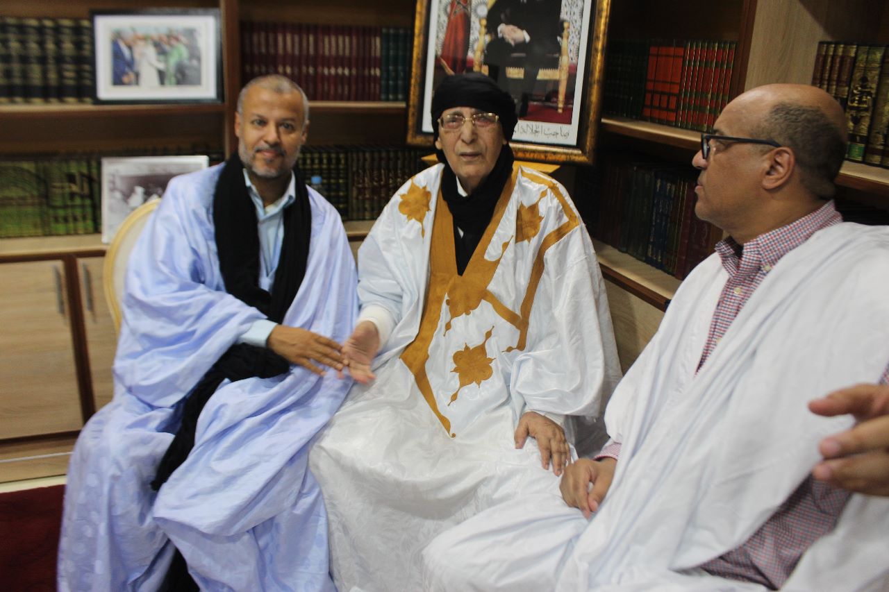 بالصور والفيديو : تصريحات على هامش تكريم للعلامة الشيخ لارباس الشيخ ماء العينين