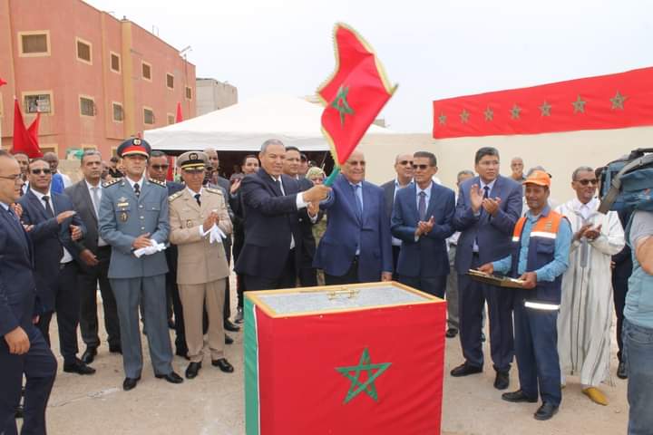 والي جهة العيون الساقية الحمراء يشرف على تدشين عدد من المشاريع المهيكلة احتفالا بهذه الذكرى المجيدة