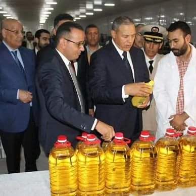 والي جهة العيون الساقية الحمراء يشرف على تدشين وحدة لانتاج الزيوت النباتية بالمرسى