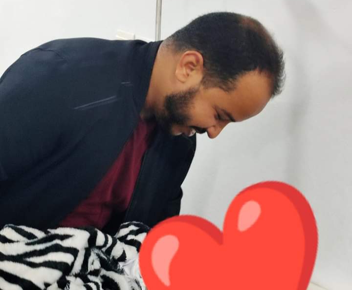 الصحراء واحد تهنئ محمد فال البوصادي بالمولودة الجديدة