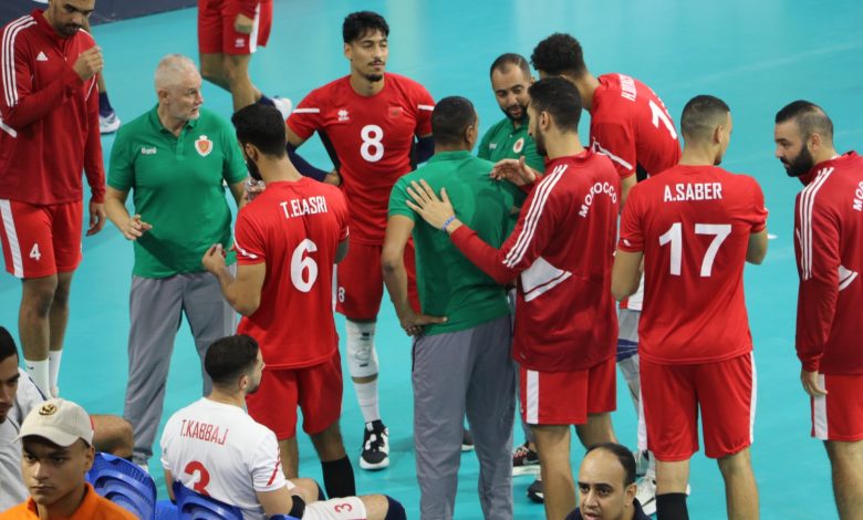 لاعبو منتخب الكرة الطائرة ينسحبون من مواجهة تشاد في بطولة أفريقيا احتجاجا على الجامعة