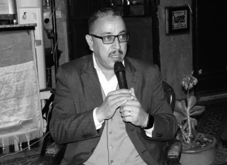 نادي الصحافة و الإتصال بالصحراء يعزي في وفاة الزميل ” عزيز البيض” عضو مؤسس لنادي الصحافة تزينت وجريدة ” تيزنيت24″
