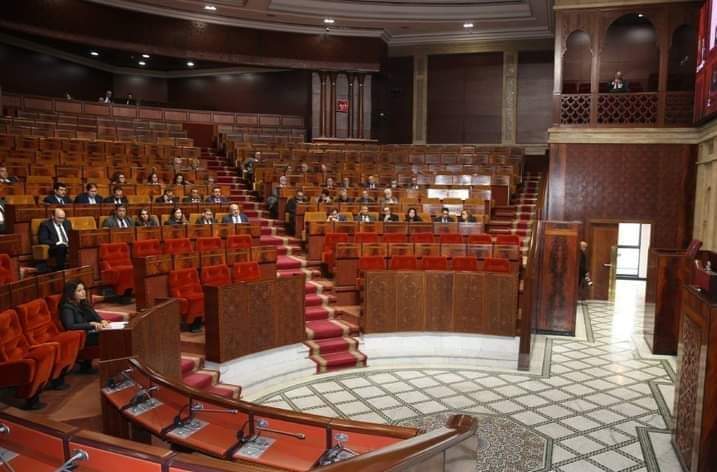 مجلس النواب يصادق بالأغلبية، على مشروع القانون المتعلق بالعقوبات البديلة