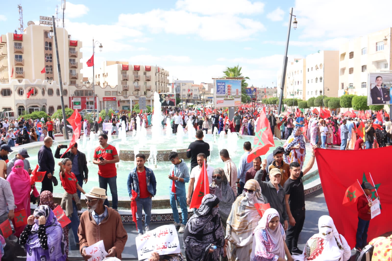 شيوخ القبائل الصحراوية المغربية بجهة العيون الساقية الحمراء يصدرون هذا البيان 