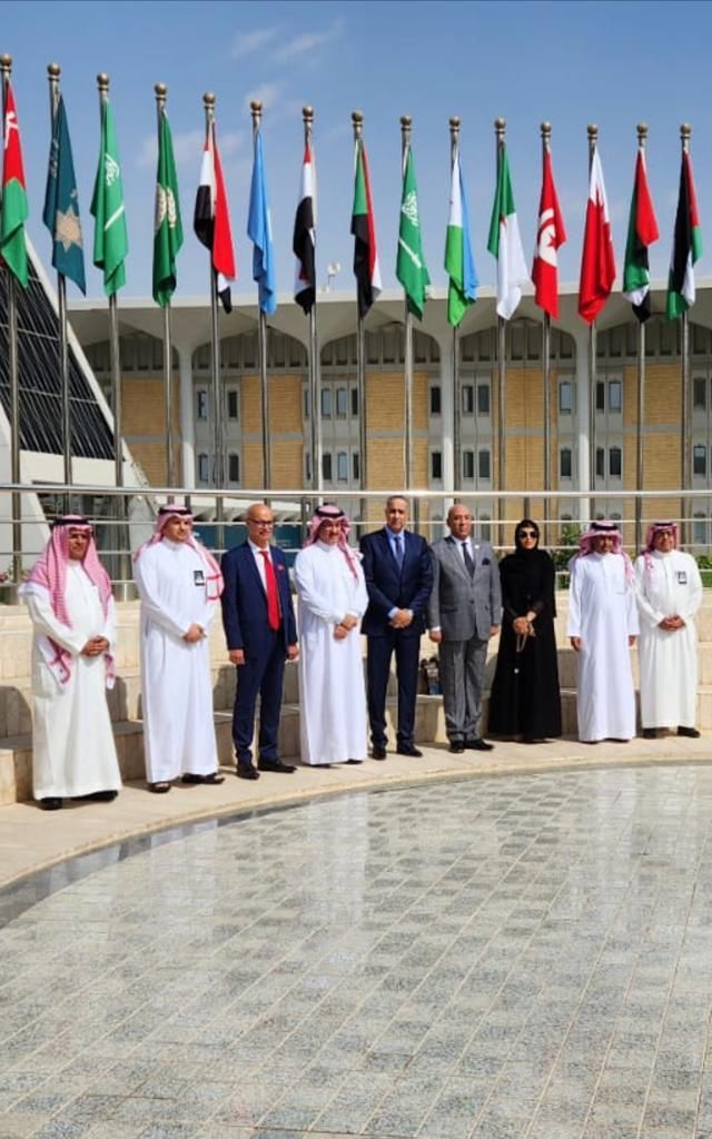 مشاركة عبد اللطيف حموشي في الأنشطة السنوية لجامعة نايف العربية للعلوم الأمنية