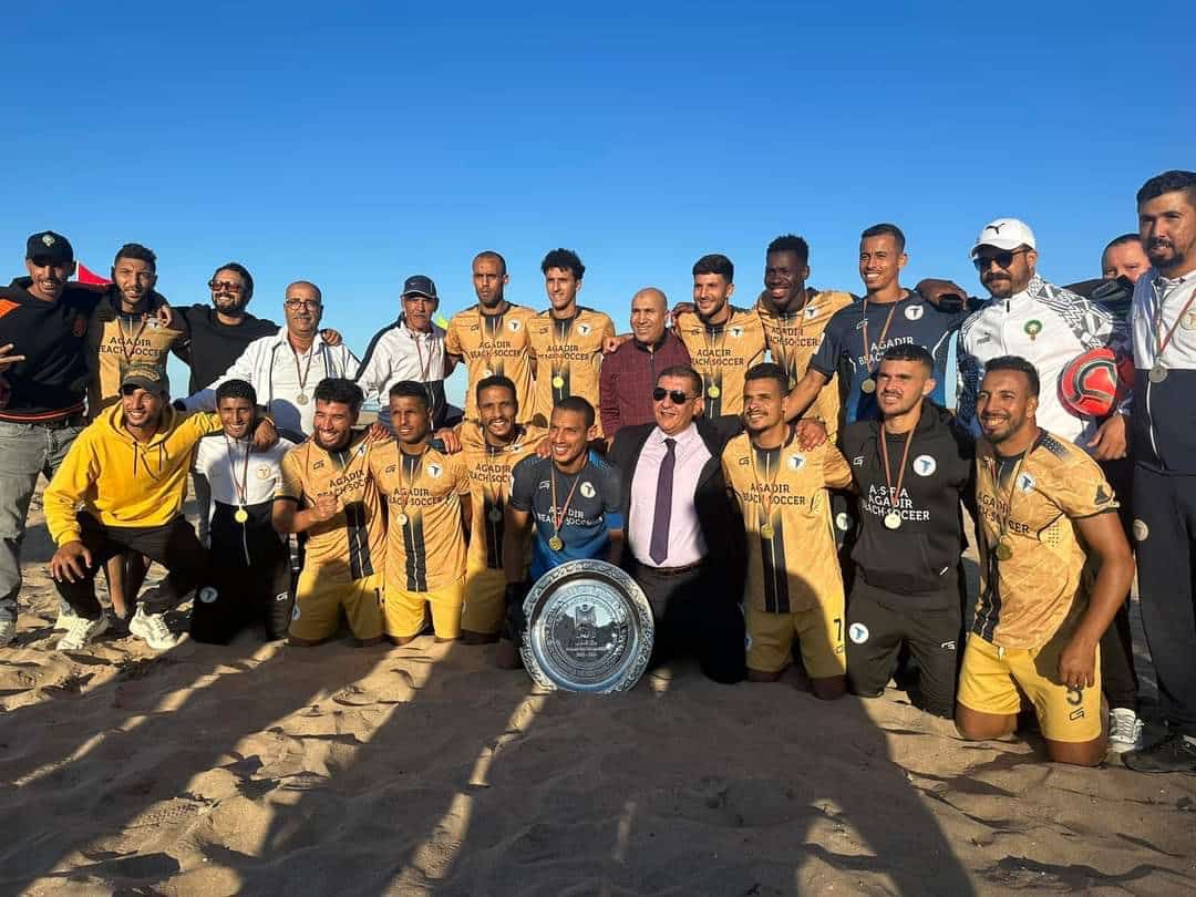 الغيلاني يقود صقر اكادير للتويج بلقب البطولة الوطنية لكرة القدم الشاطئية