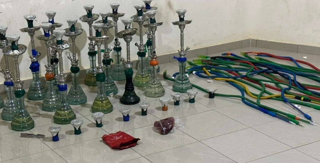 شرطة المرسى بالعيون توقف مسير مقهى ونادل