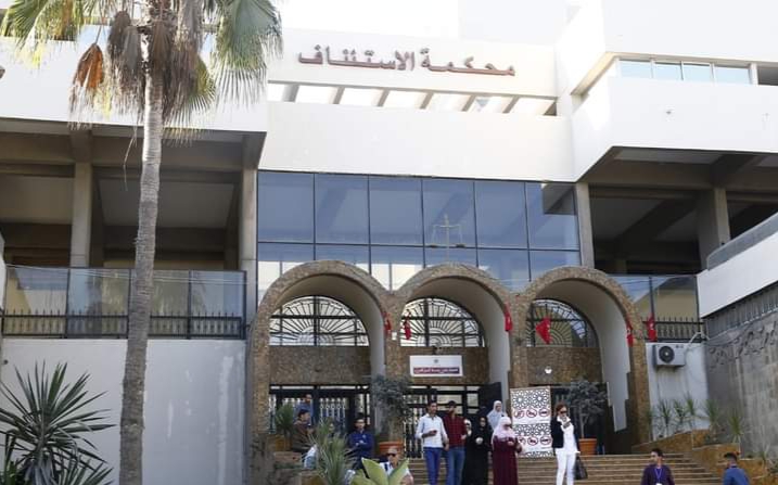 إيداع 20 شخصا السجن بعد استنطاقهم ابتدائيا من طرف قاضي التحقيق في قضية تتعلق بالاتجار الدولي للمخدرات