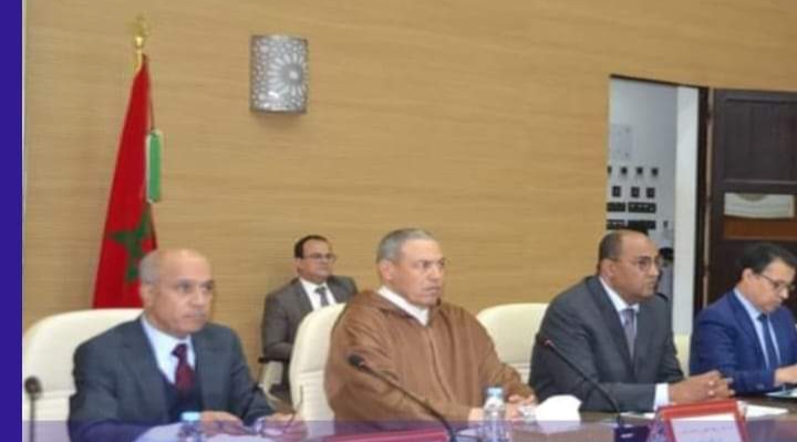 والي ولاية جهة العيون الساقية الحمراء يترأس أشغال اجتماع اللجنة الجهوية للتنمية البشرية
